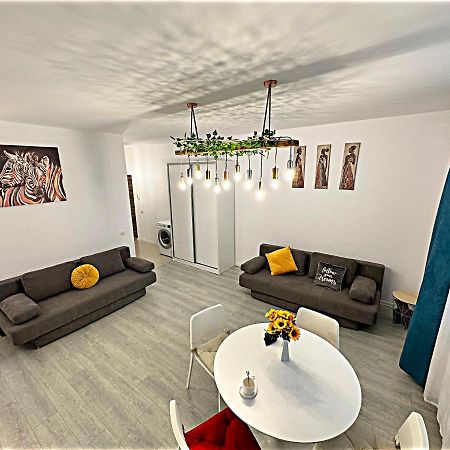Hezo Sunshine Studio And Apartment Năvodari Extérieur photo