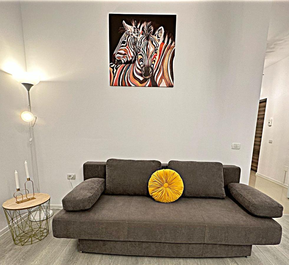 Hezo Sunshine Studio And Apartment Năvodari Extérieur photo
