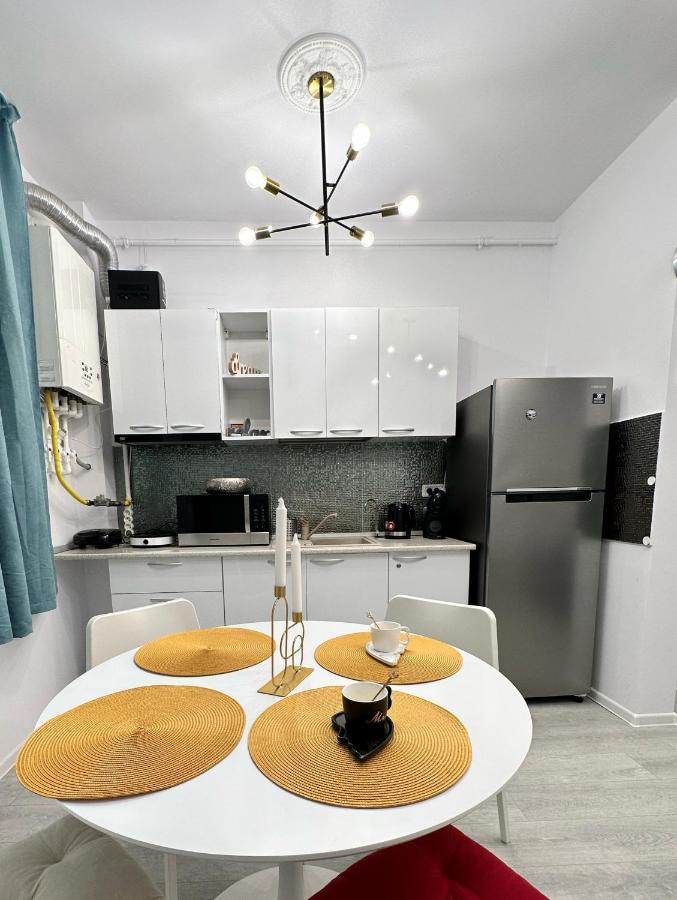 Hezo Sunshine Studio And Apartment Năvodari Extérieur photo