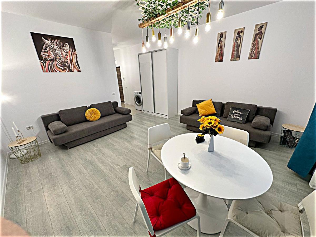 Hezo Sunshine Studio And Apartment Năvodari Extérieur photo